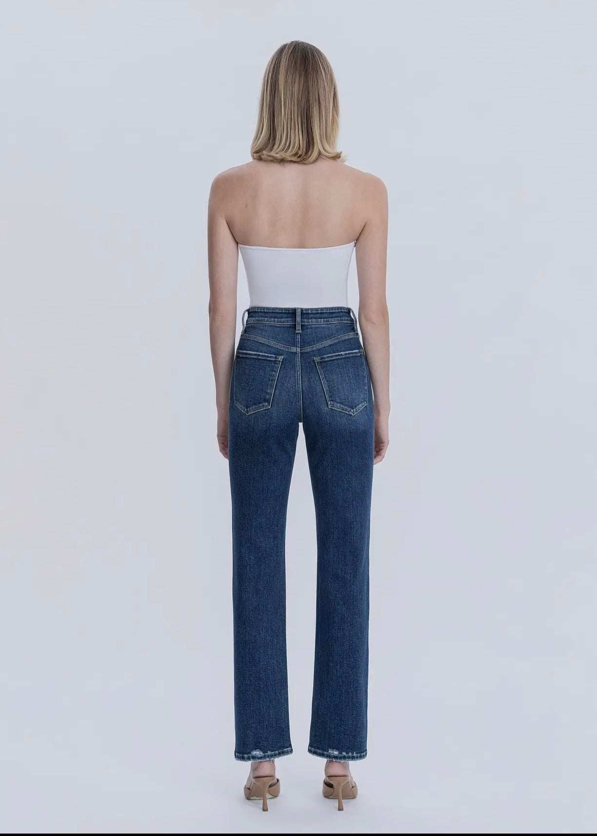 Victoria High Rise Straight Jean