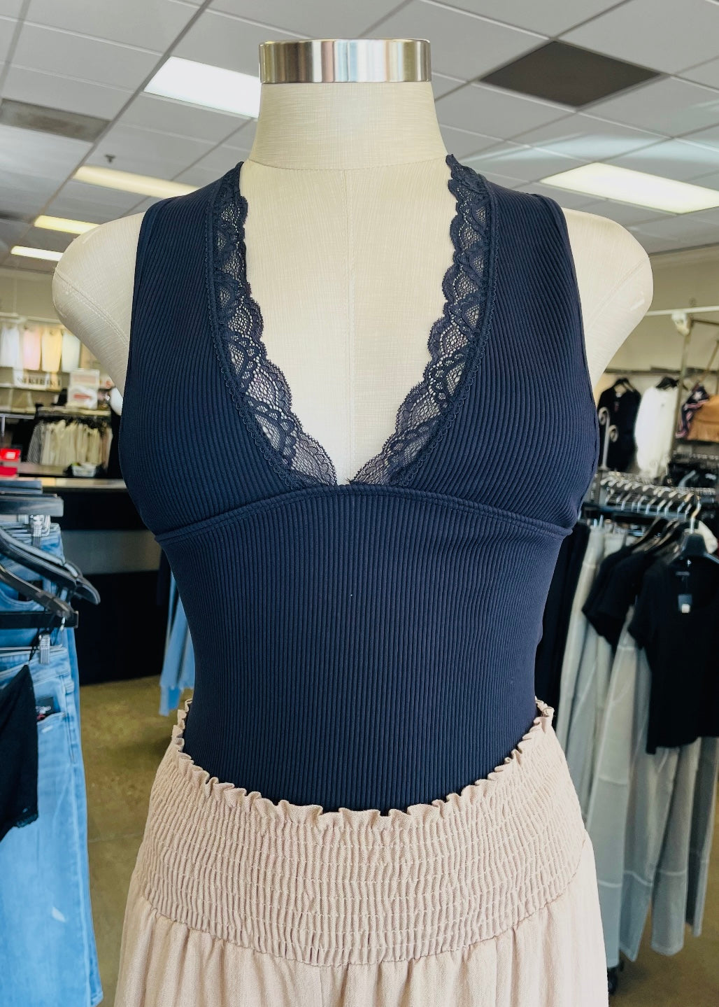 Rib Lace Hem Tank