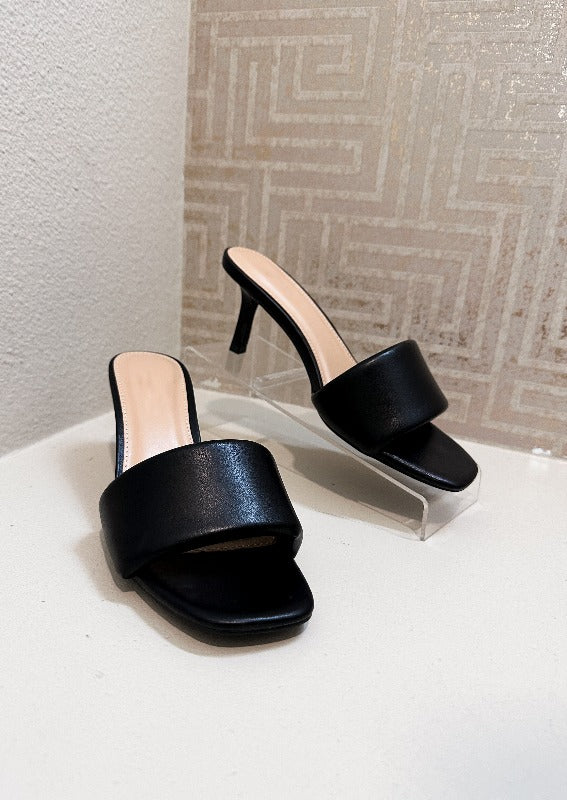 One toe heel shops sandals