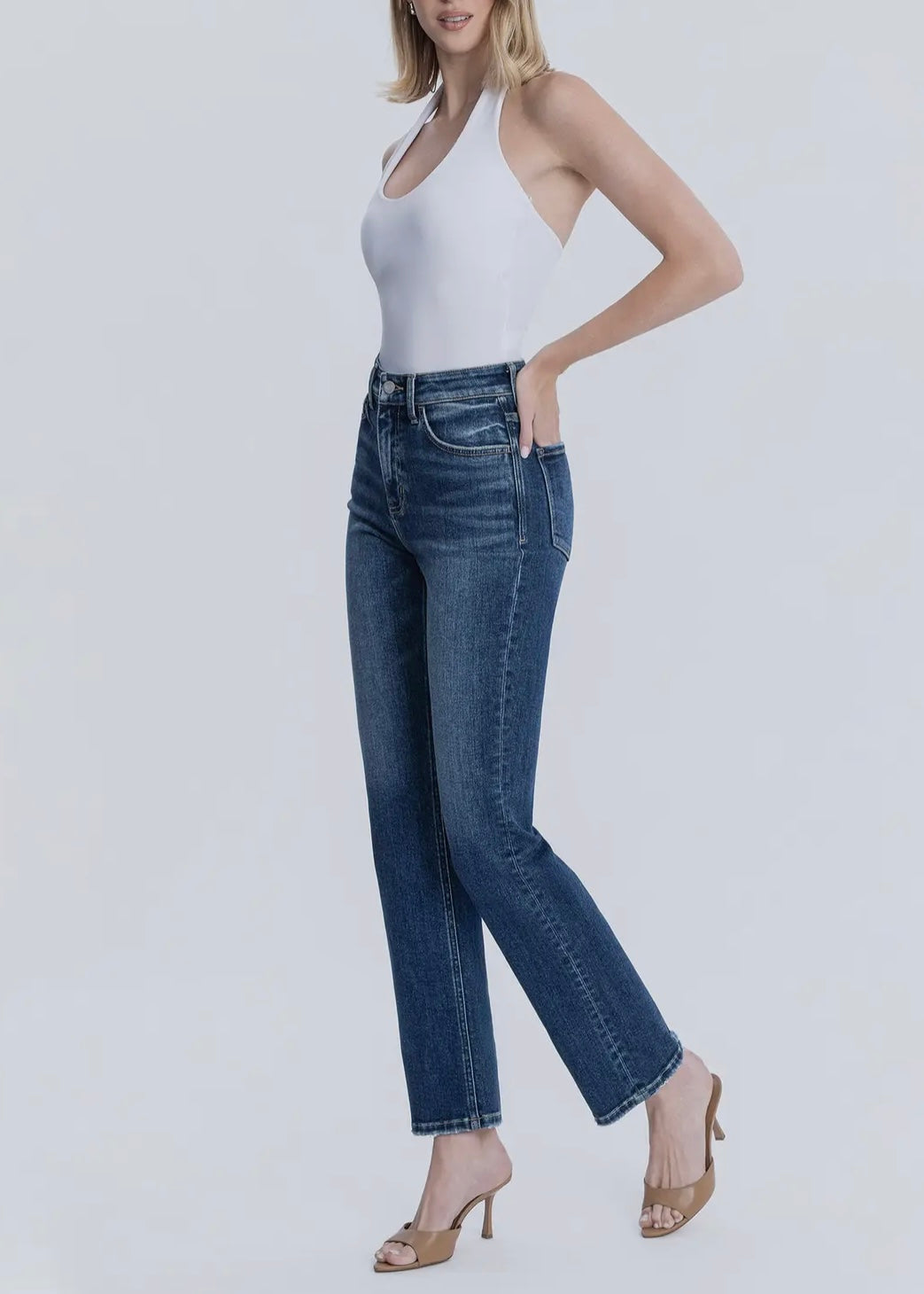 Victoria High Rise Straight Jean