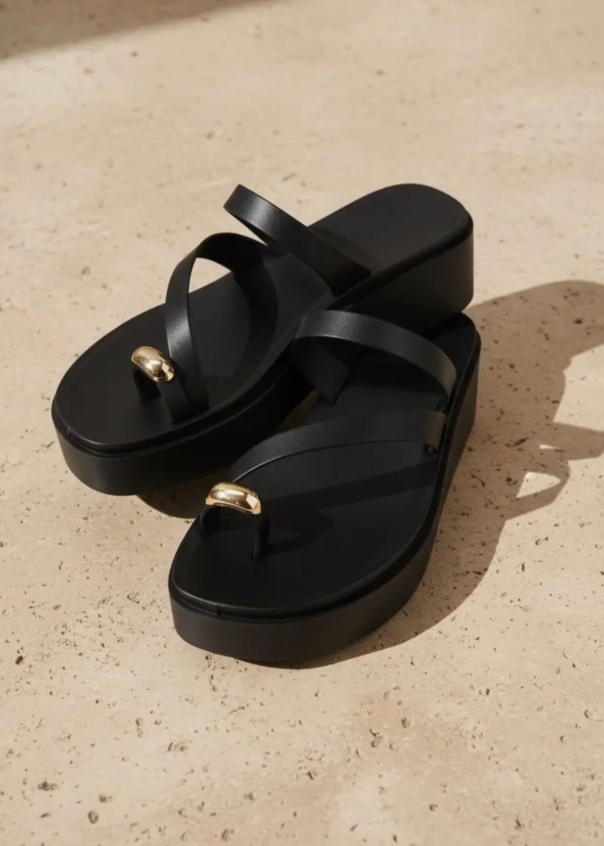 Asymmetrical Platform Slide