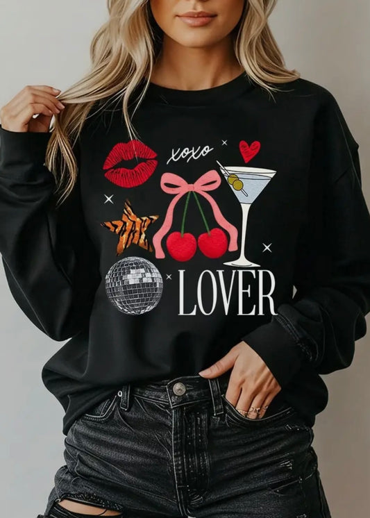 Xoxo Lover Graphic Sweatshirt