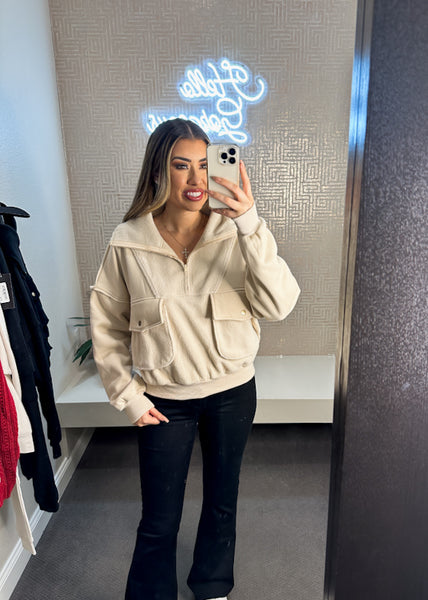 pullover sweatshirt teddy cargo pocket