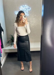 leather maxi skirt with buckle