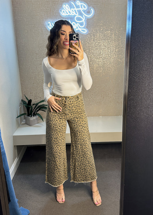 Leona Mid RIse Leopard Twill Denim Frayed Hem Wide Leg Pants